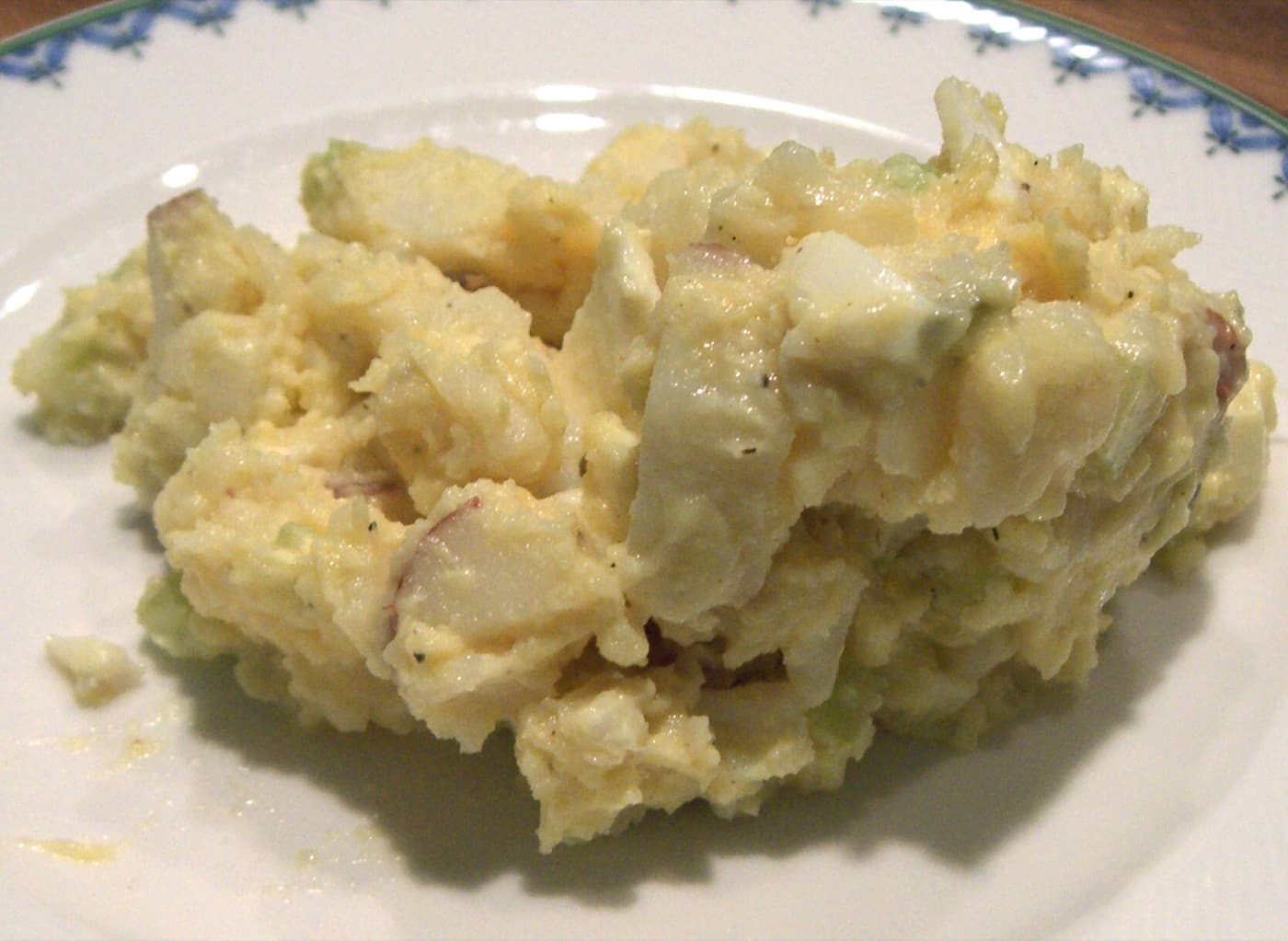 Kartoffelsalat mit Mayonnaise