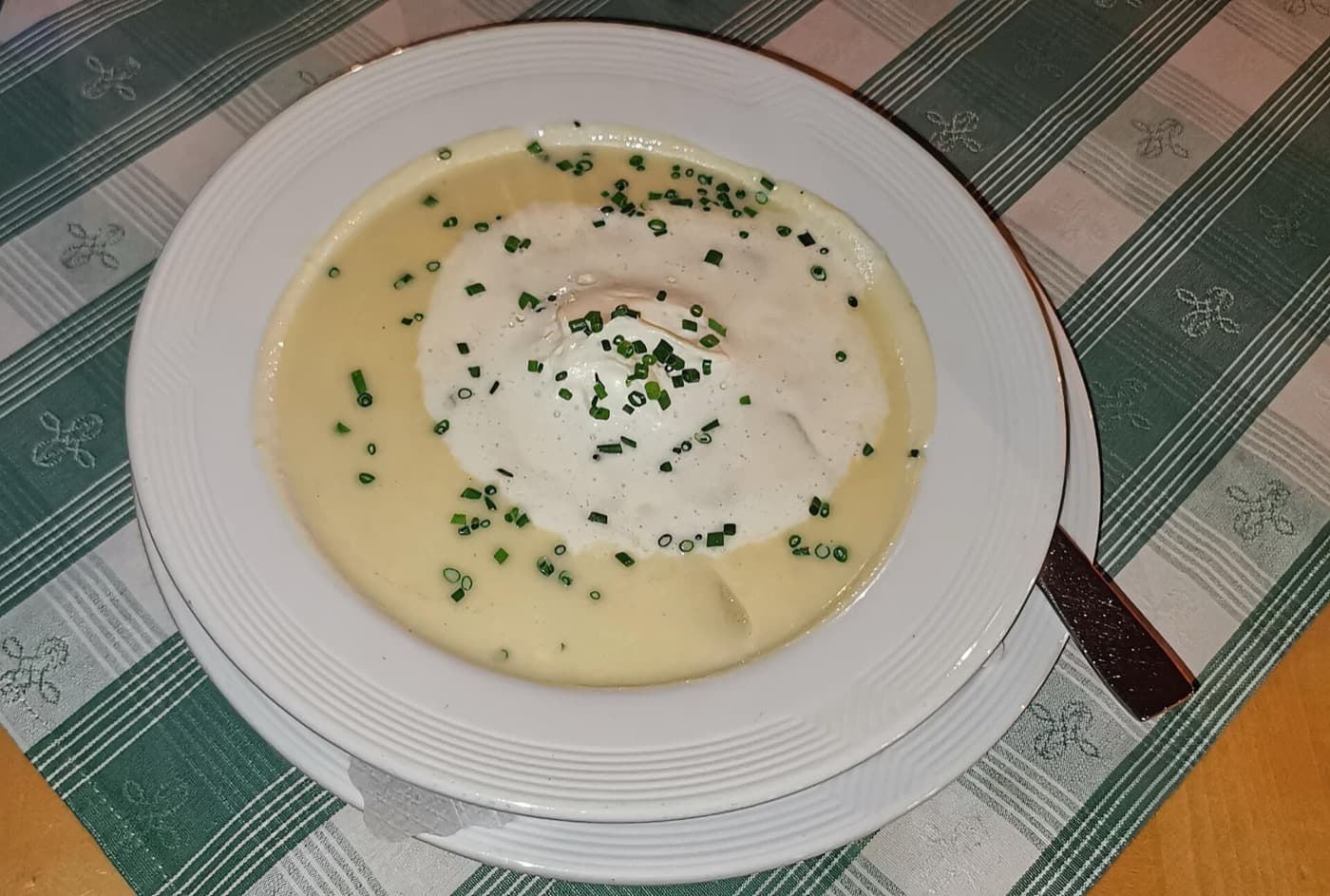 Spargelcremesuppe