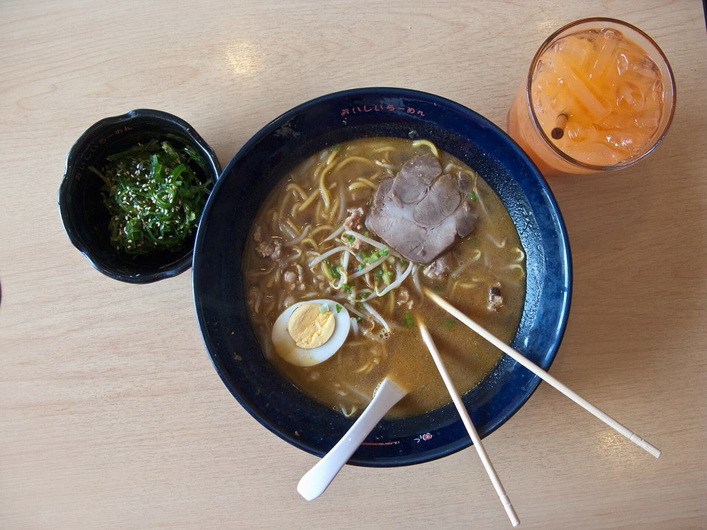 Gemüse-Ramen mit Miso-Brühe