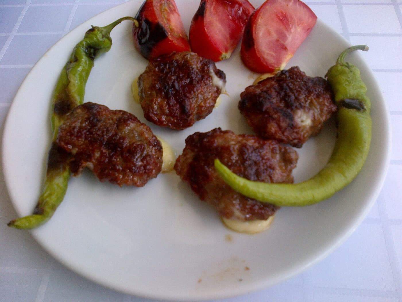 Köfte mit Joghurtsauce