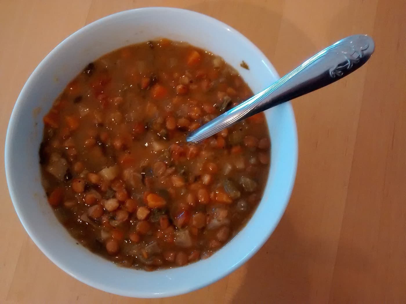 Linsensuppe mit Suppengrün